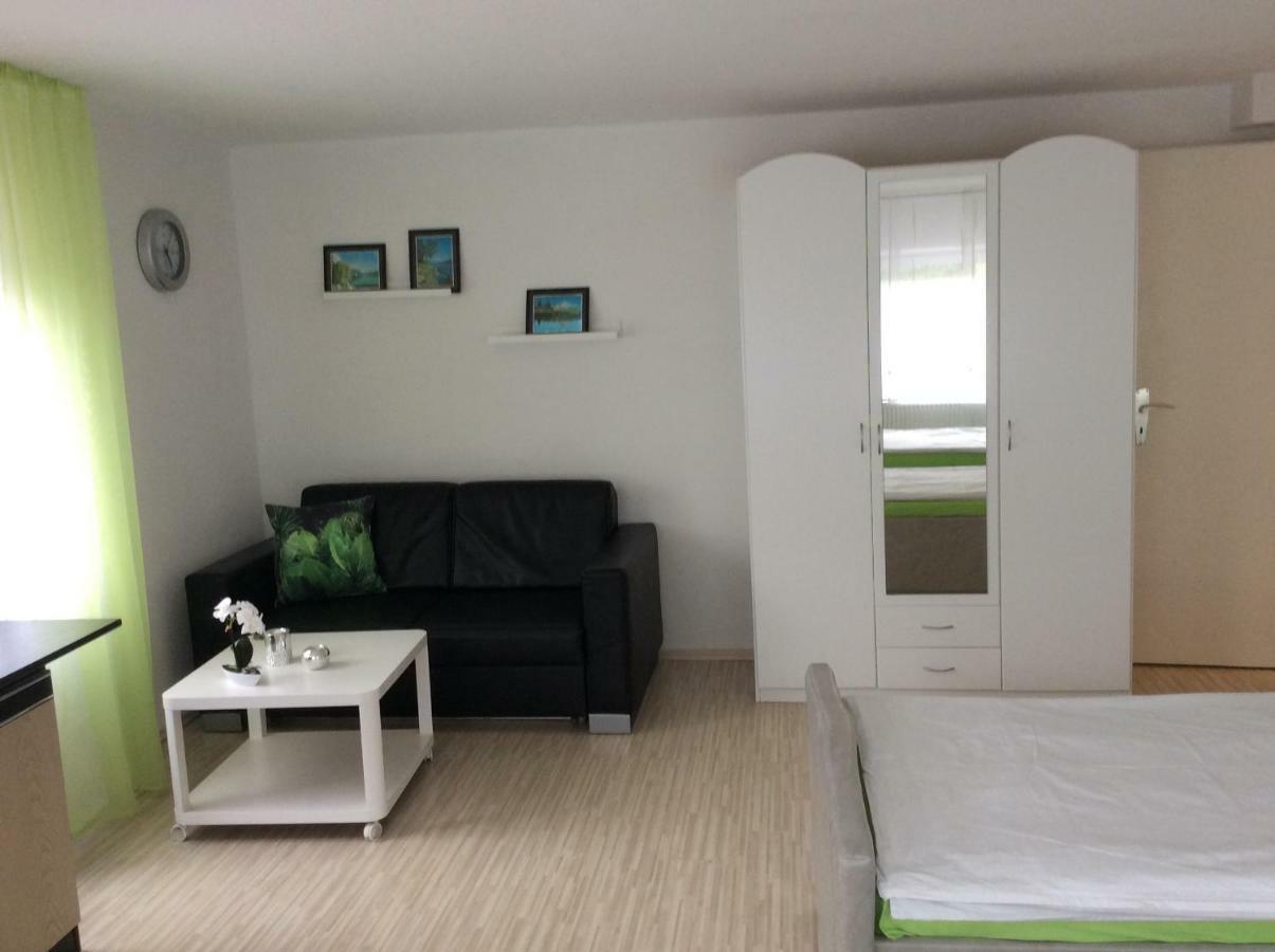 Wenzel Apartamento Roxheim Exterior foto